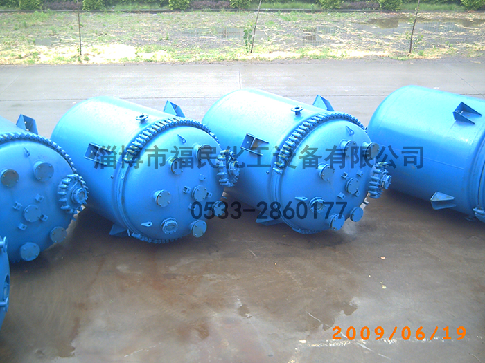 <a href='http://www.dongyutong.cn/glasslined/k/17.html' target='_blank'><u>搪瓷反應釜</u></a>的自潤滑軸套介紹